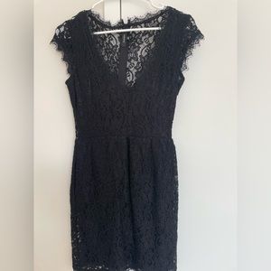 Black size 2 Babaton lace dress